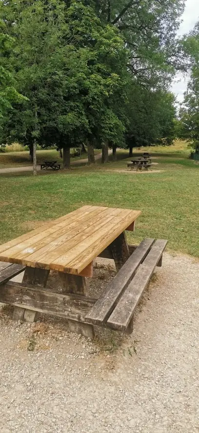 Table de pique-nique domaine de Vabre